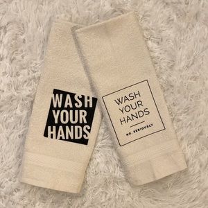 Clean Hands Hand Towel Set